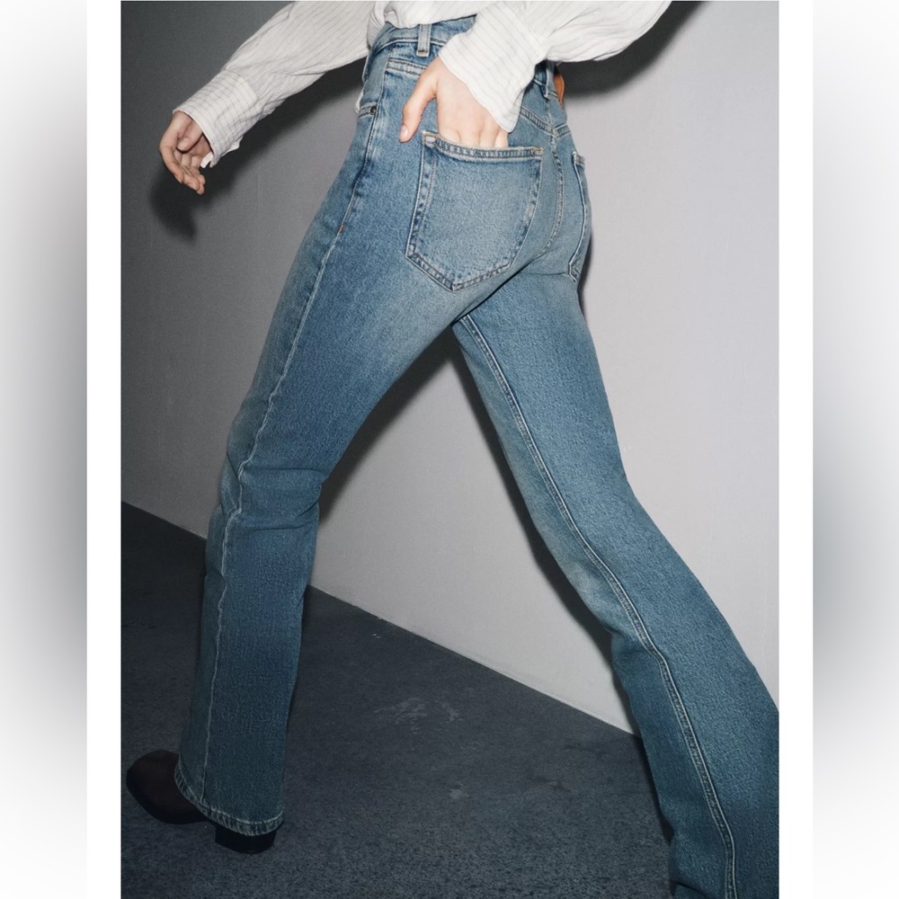 Zara High Rise Bootcut Jeans - Picture 3 of 10